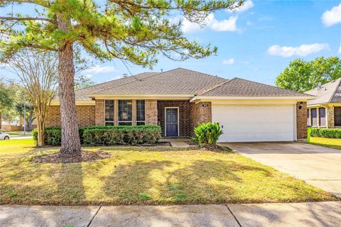 Photo of 1612 Helmsley Drive, Rosenberg, TX 77471 (MLS # 3356908) Photo of 1612 Helmsley Drive, Rosenberg, TX 77471 (MLS # 3356908)
