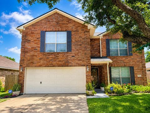 Homes For Sale - 7909 Silver Oak Drive<br/> Texas City, TX 77591