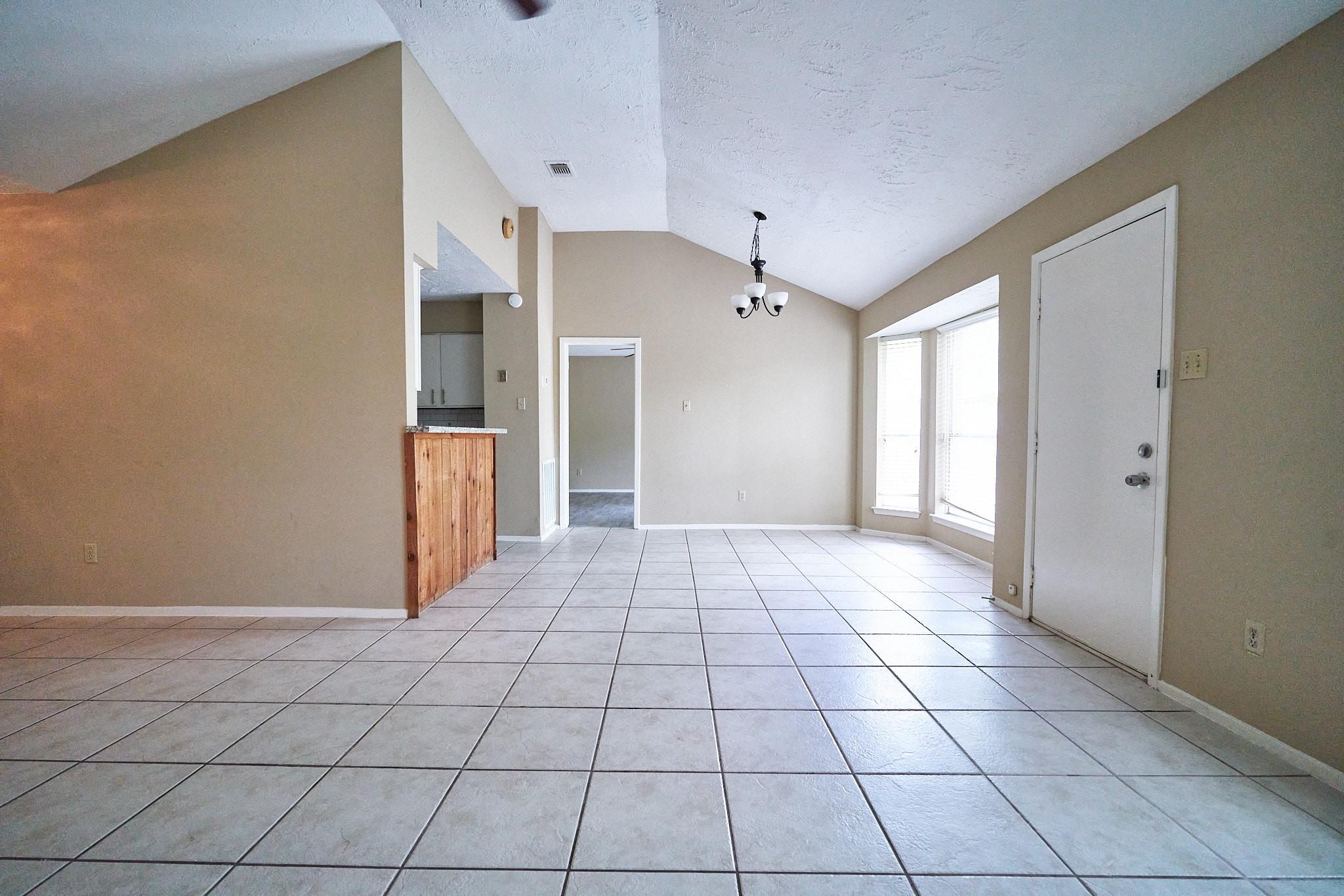 10235 Gulfstream Lane
