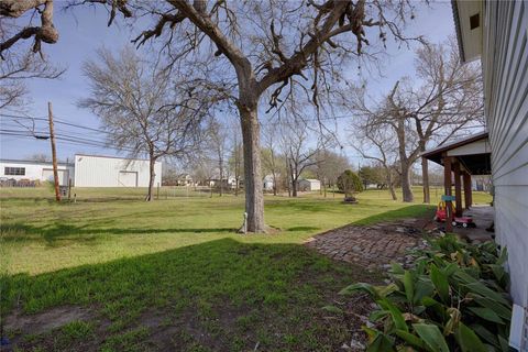 Tiny photo for 309 Anderson Street, Schulenburg, TX 78956 (MLS # 86073204)