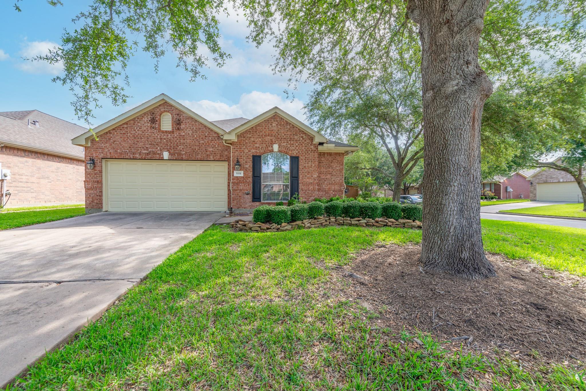 5331 Valley Bluff Lane