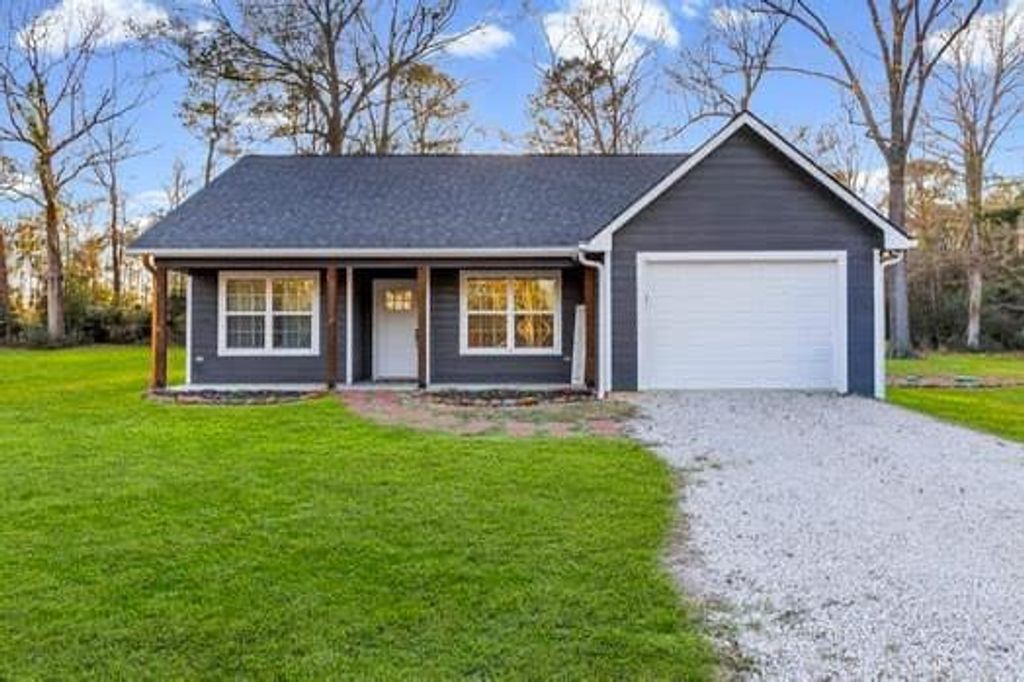 Photo of 429 Wood Haven, Livingston, TX 77351 (MLS # 16945152)