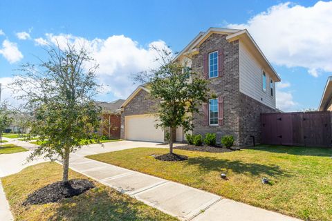 Tiny photo for 505 Prairie Grass Trail, Clute, TX 77531 (MLS # 18691783)