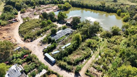 Photo of 10815 Leitz Road, Houston, TX 77075 (MLS # 31833414)