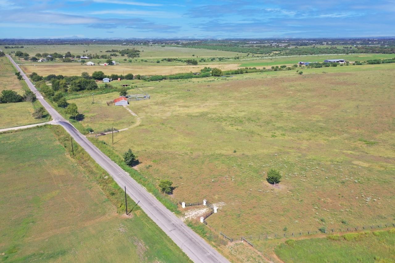 5661 Chadwick Hogan Road