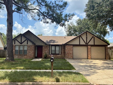 Photo of 10314 Autumn Harvest Drive, Houston, TX 77064 (MLS # 76585320)