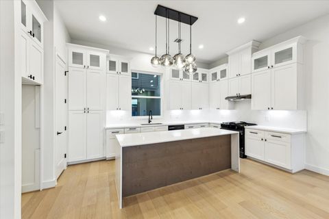 Photo of 3030 Lamar Street, Houston, TX 77003 (MLS # 58002238)