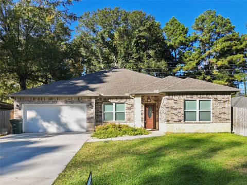 Photo of 116 Augusta Drive, Huntsville, TX 77340 (MLS # 19180214)