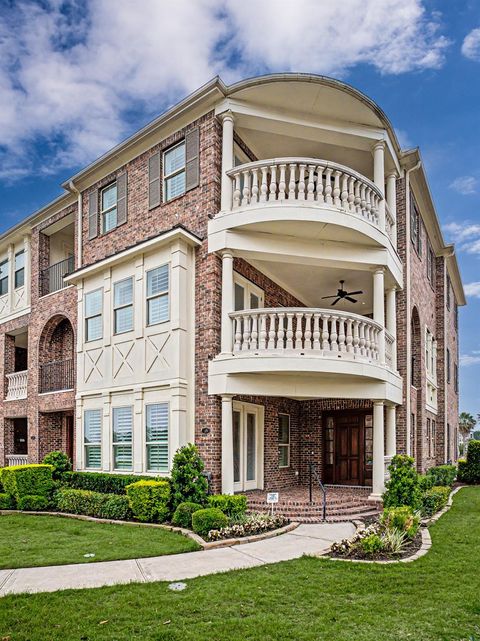 Photo of 119 Grace Point Drive, Sugar Land, TX 77498 (MLS # 94815458)