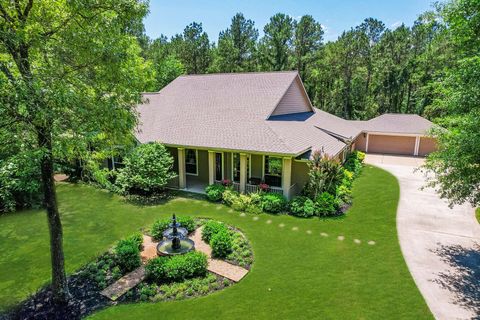 Photo of 7514 Saddle Blanket Drive, Waller, TX 77484 (MLS # 12360445)
