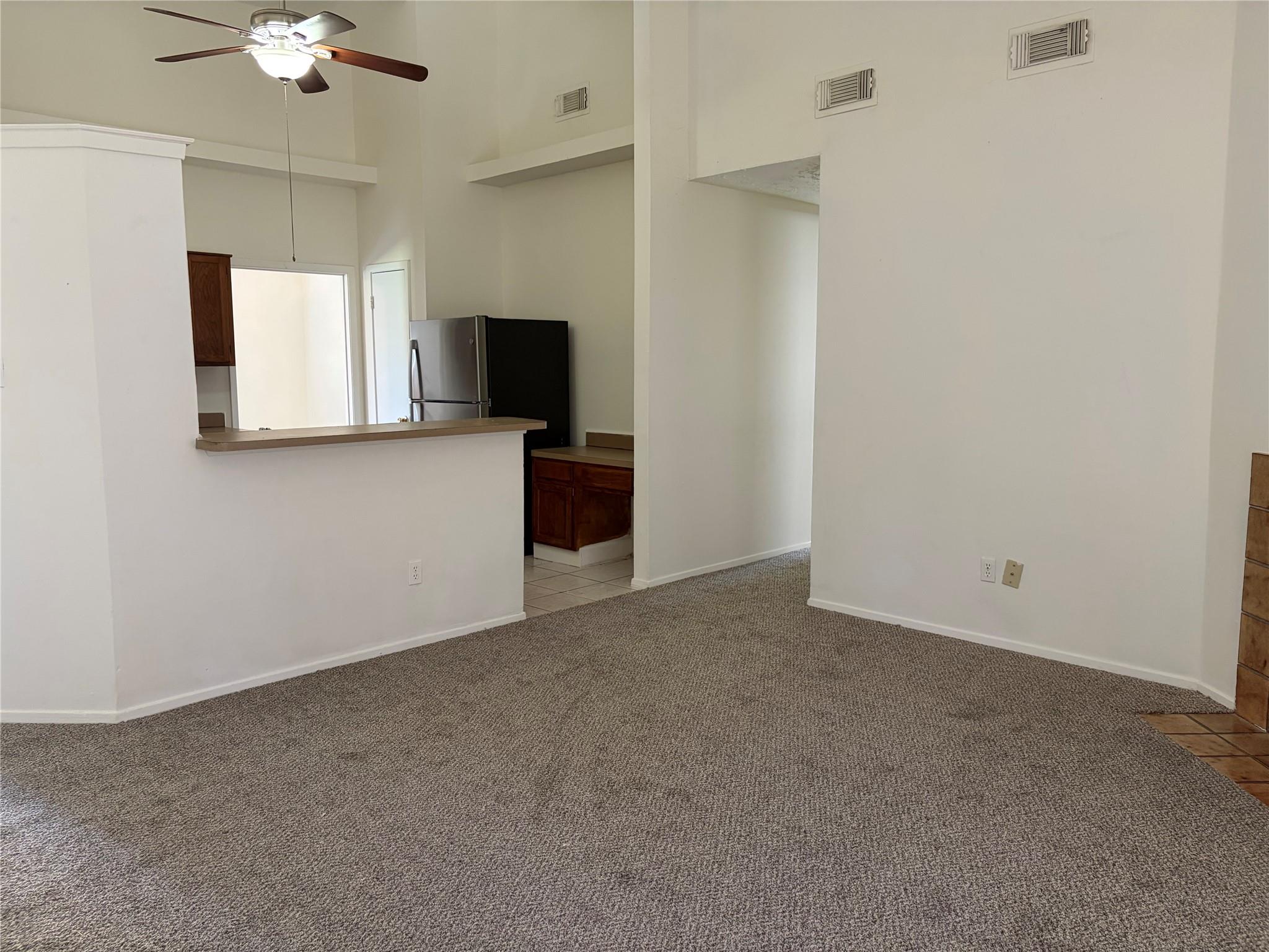 3827 Old Post Road
