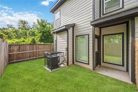 Tiny photo for 5023 Mallow Street #A/B, Houston, TX 77033 (MLS # 48801942)