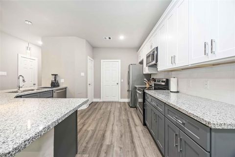 Tiny photo for 5023 Mallow Street #A/B, Houston, TX 77033 (MLS # 48801942)