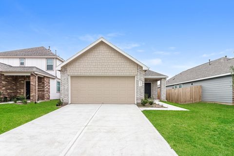 Photo of 3032 Paintbrush Drive, Brookshire, TX 77423 (MLS # 41446389)