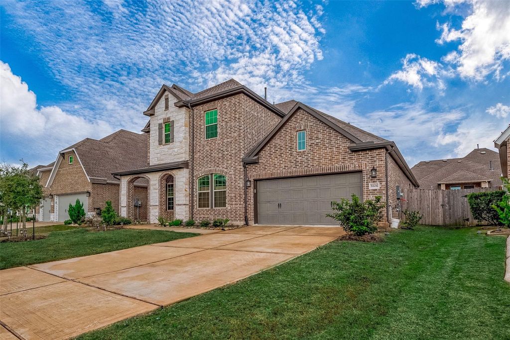 Photo of 5806 Pearl Hill Court, Rosenberg, TX 77469 (MLS # 20994088)