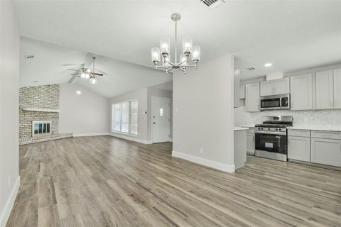 Photo of 22 Cozumel Circle, Galveston, TX 77554 (MLS # 37936255)