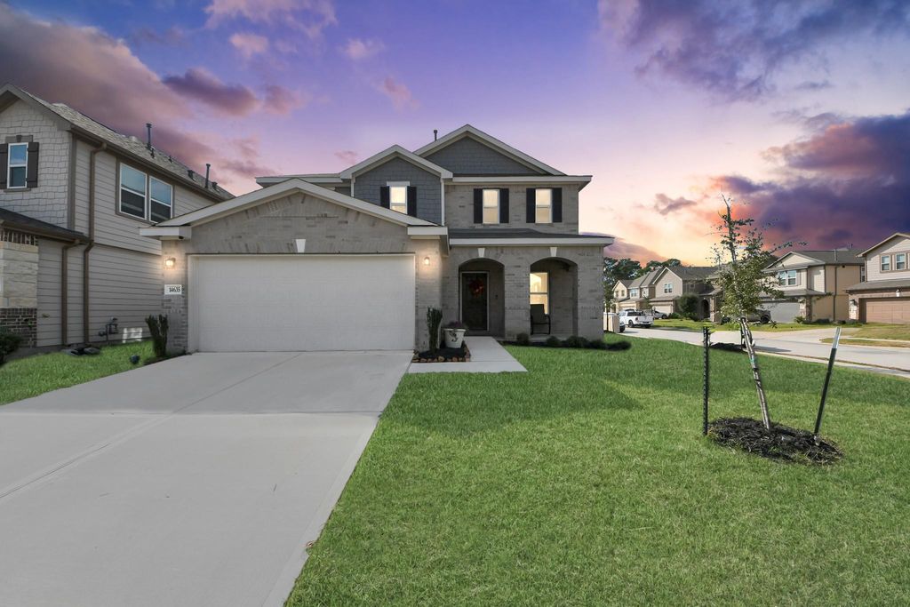 Photo of 14635 Hemlock Knoll Lane, Houston, TX 77068 (MLS # 32384852)