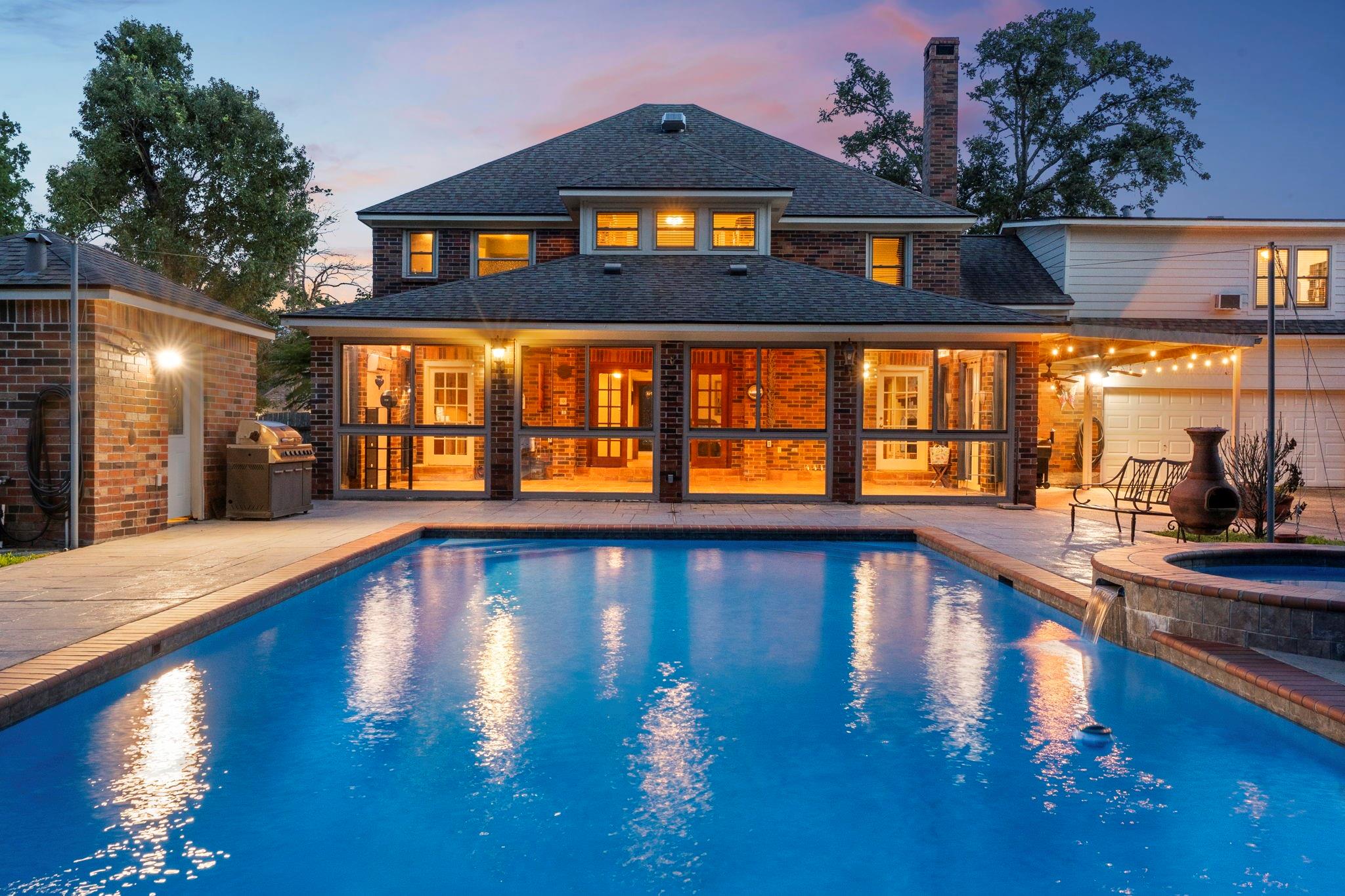 1514 Country Club Drive