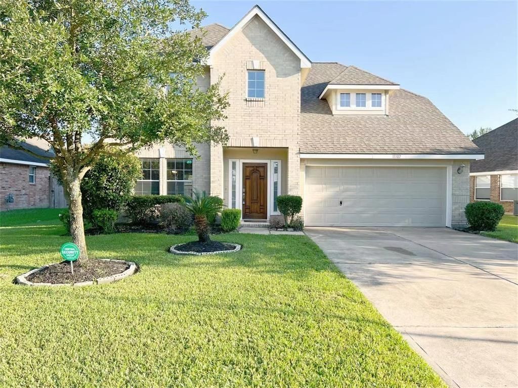 Photo of 18102 Redoak Manor Lane, Cypress, TX 77433 (MLS # 22975641)
