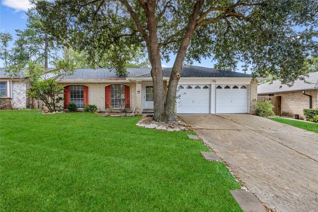 Photo of 5306 Atascocita West Trail, Humble, TX 77346 (MLS # 4066420)