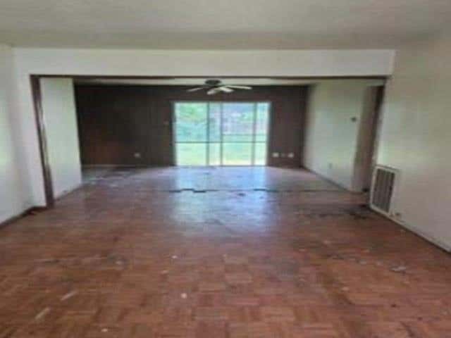 Photo of 4806 Grapevine Street, Houston, TX 77045 (MLS # 8768216)