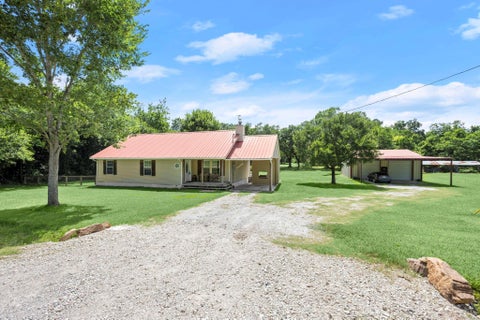 Photo of 5298 Circle View, Montgomery, TX 77316 (MLS # 11066300)