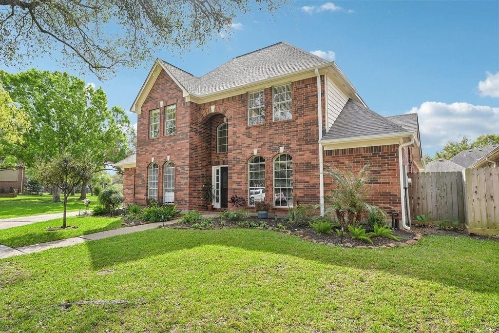 Photo of 2202 Castle Bay Drive, League City, TX 77573 (MLS # 45476304)
