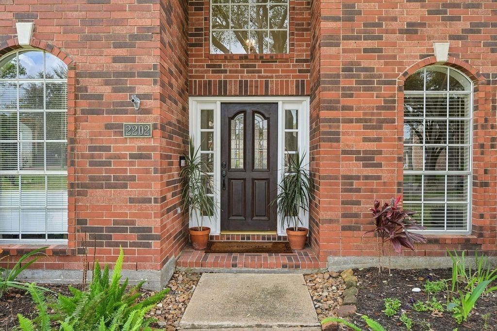 Photo of 2202 Castle Bay Drive, League City, TX 77573 (MLS # 45476304)