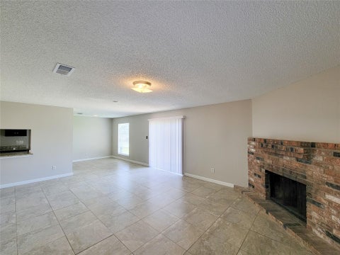 Tiny photo for 8530 Quail Burg Lane, Houston, TX 77489 (MLS # 49130949)