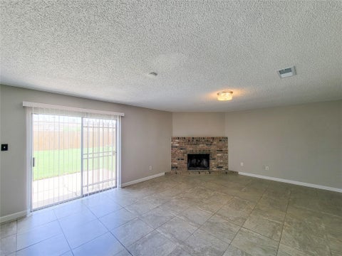 Tiny photo for 8530 Quail Burg Lane, Houston, TX 77489 (MLS # 49130949)