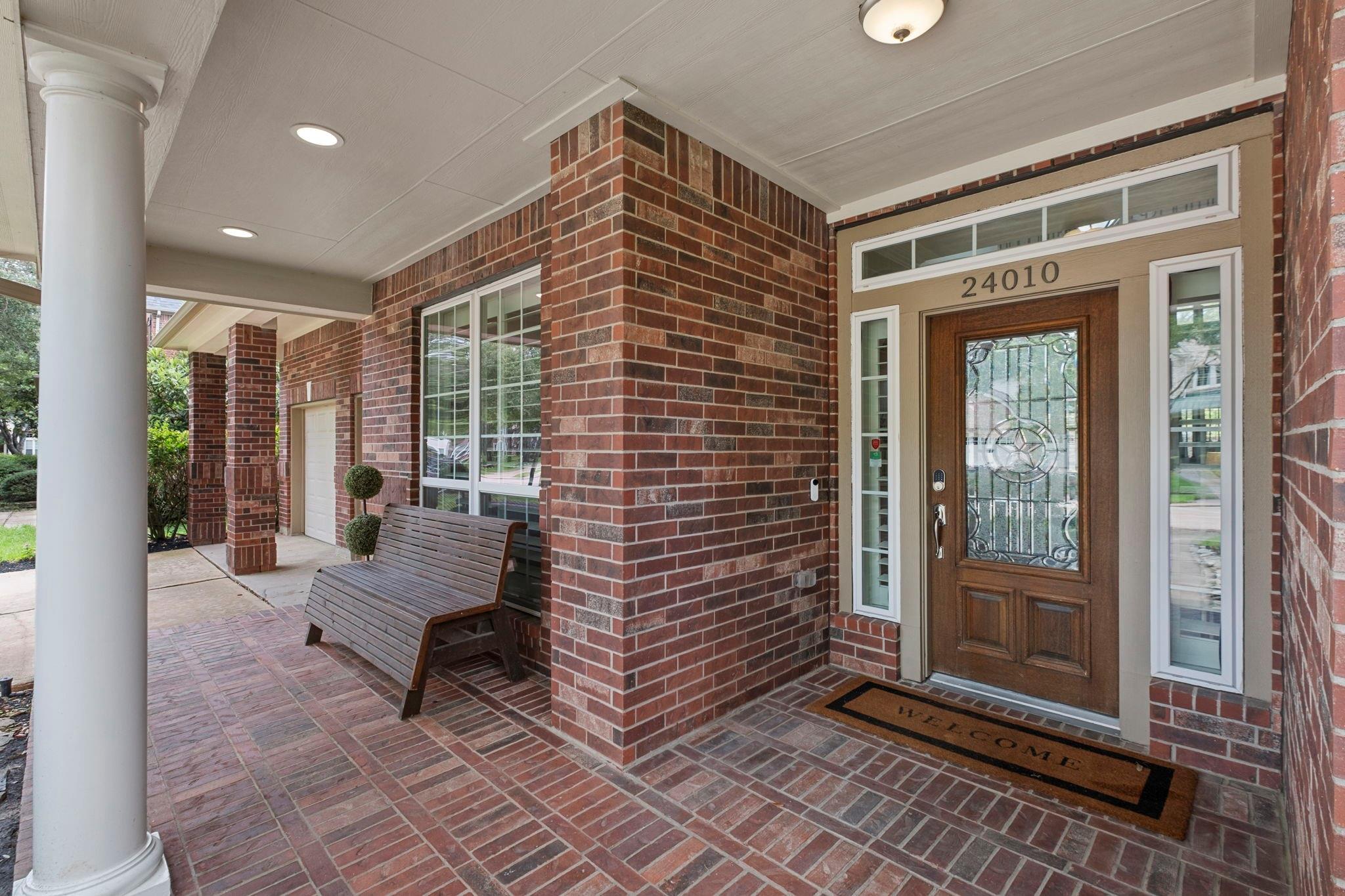 24010 Travis Trail