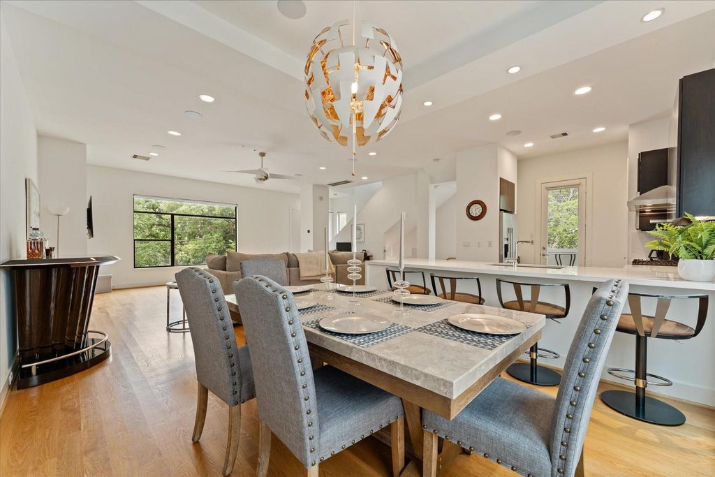 Photo of 1628 Mcdonald Street, Houston, TX 77007 (MLS # 65879361)