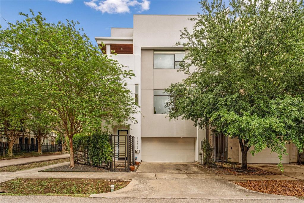 Photo of 1628 Mcdonald Street, Houston, TX 77007 (MLS # 65879361)