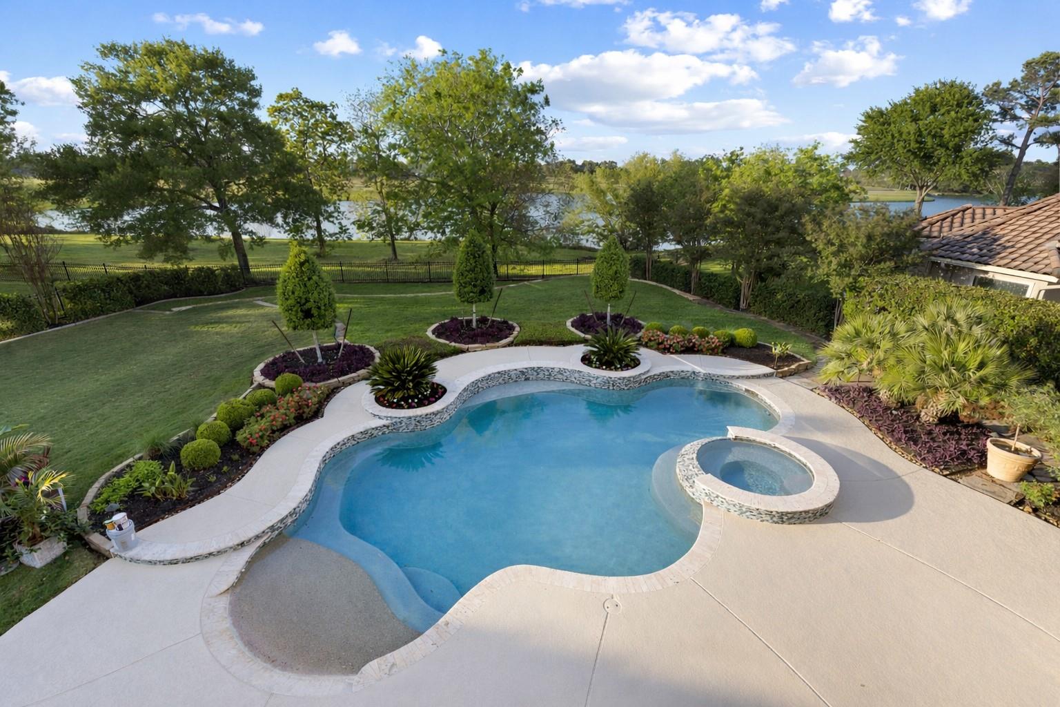 82 Manor Lake Estates Circle