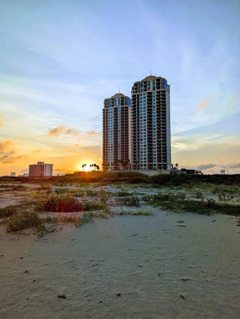 Photo of 801 E Beach Drive #BC0612, Galveston, TX 77550 (MLS # 12447804)