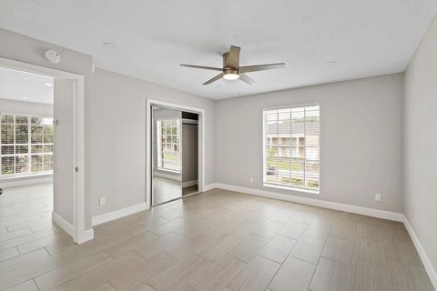 Tiny photo for 2201 Fountain View Drive #4, Houston, TX 77057 (MLS # 53018059)
