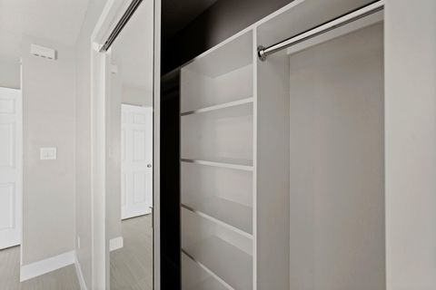 Tiny photo for 2201 Fountain View Drive #4, Houston, TX 77057 (MLS # 53018059)