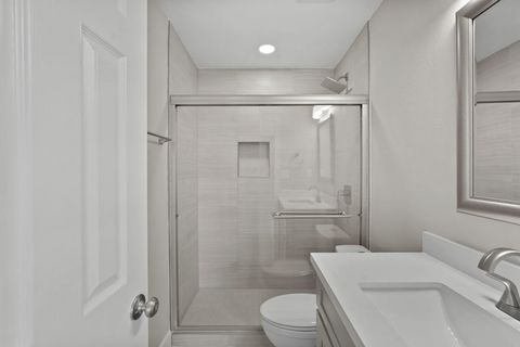 Tiny photo for 2201 Fountain View Drive #4, Houston, TX 77057 (MLS # 53018059)