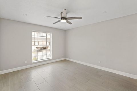 Tiny photo for 2201 Fountain View Drive #4, Houston, TX 77057 (MLS # 53018059)