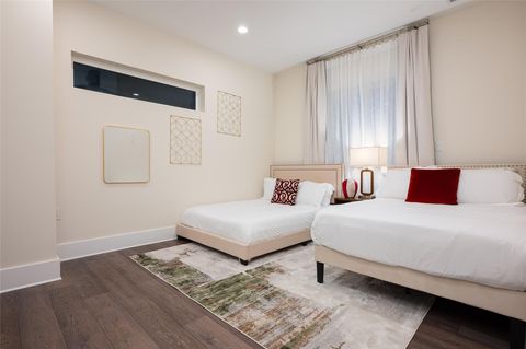 Tiny photo for 917 Thompson Street, Houston, TX 77007 (MLS # 47667191)