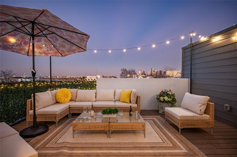 Tiny photo for 917 Thompson Street, Houston, TX 77007 (MLS # 47667191)