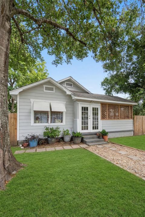 Photo of 511 S Winfree Street, Dayton, TX 77535 (MLS # 30783787)