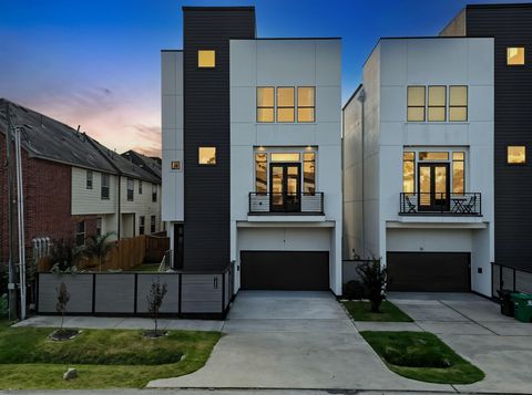 Photo of 1436 W 24th Street, Houston, TX 77008 (MLS # 83300620)