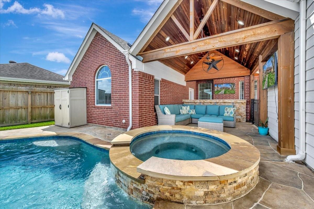 306 Sunset Ridge Drive