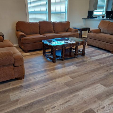 6047 W Creek Road East Bernard TX 77435