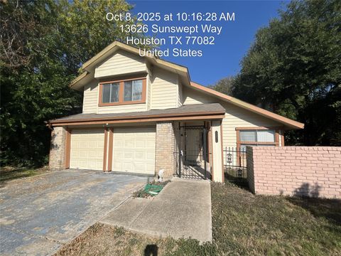 Photo of 13626 Sunswept Way, Houston, TX 77082 (MLS # 5369040)