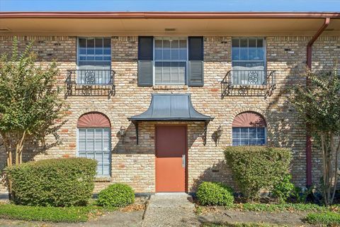 Tiny photo for 7600 Burgoyne Road #152, Houston, TX 77063 (MLS # 91766653)