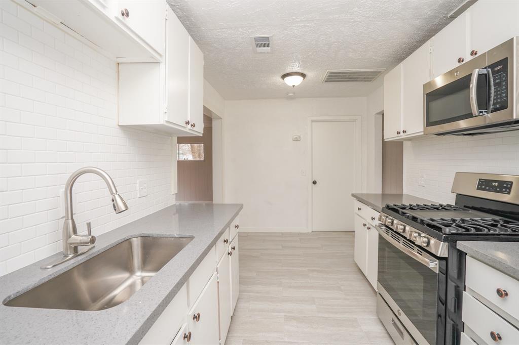 805 Horncastle Street