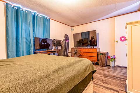Tiny photo for 217 Ridgeside, Montgomery, TX 77316 (MLS # 77048605)