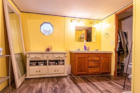 Tiny photo for 217 Ridgeside, Montgomery, TX 77316 (MLS # 77048605)